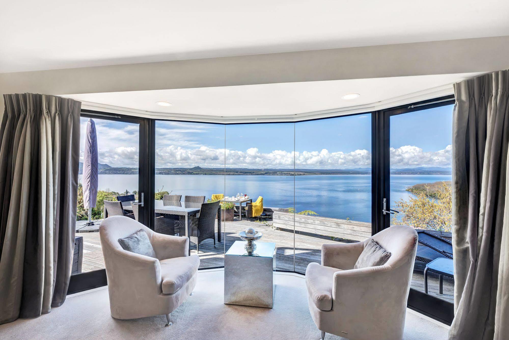 Serenity On Wakeman Taupo Exterior foto