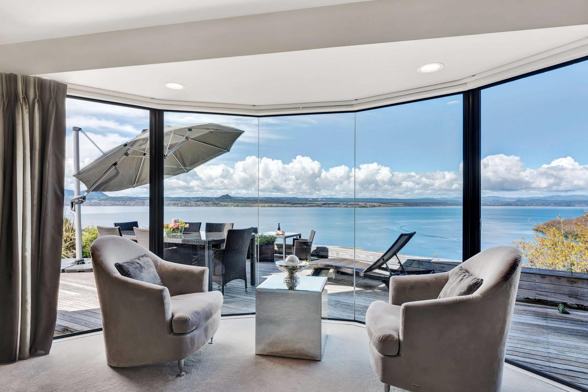 Serenity On Wakeman Taupo Exterior foto